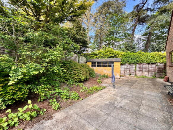 3 bed Detached Bungalow for sale Image 12
