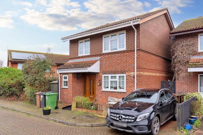 31 Waterhall Close, Walthamstow, London, E17 5PS