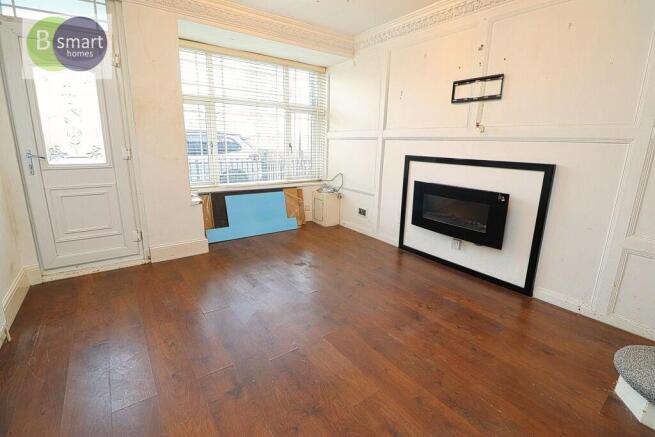 2 bed Terraced to rent Image 6