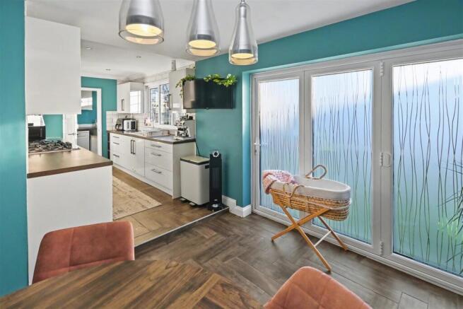 Kitchen / Diner