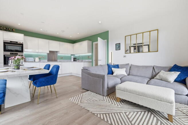 2-bed flat on London,SW18 1AG, £550,000