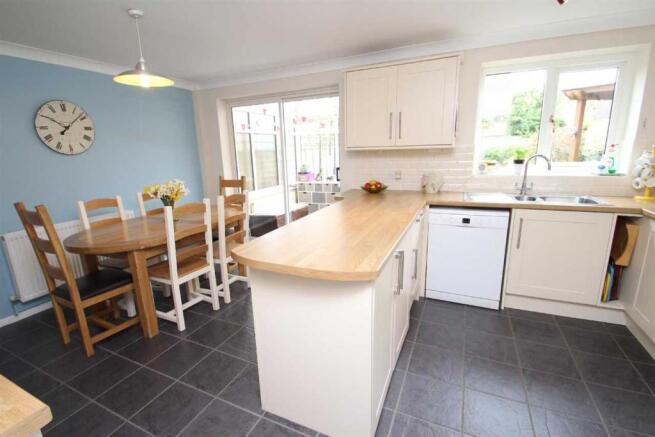 Kitchen diner