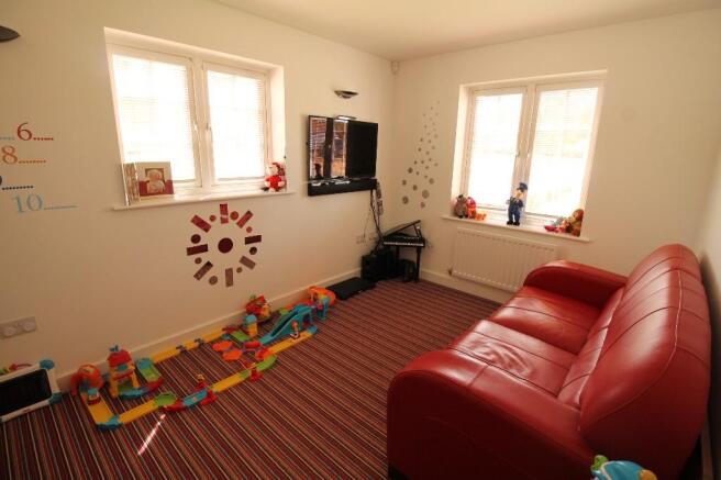 Photo 9
