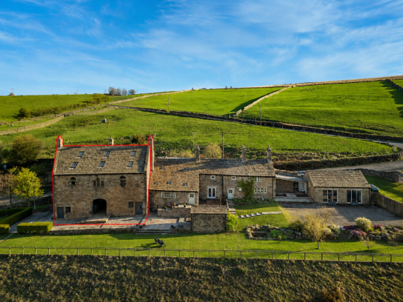 6 bed Barn for sale Image 7