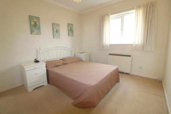 Photo 4 - Bedroom On
