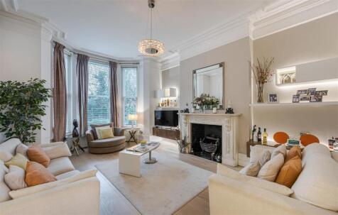 Chalcot Gardens, Belsize Park, London