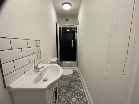 1 bed Flat to rent Image 4