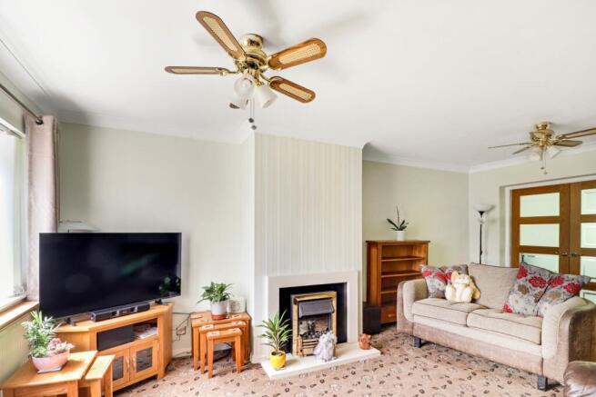 3 bed Semi-Detached for sale Image 6