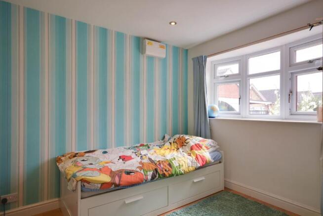 Photo 11