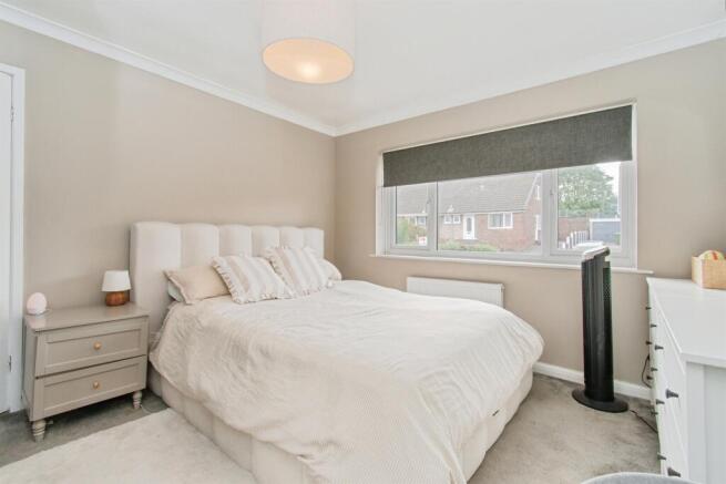 3 bed Semi-Detached for sale Image 5