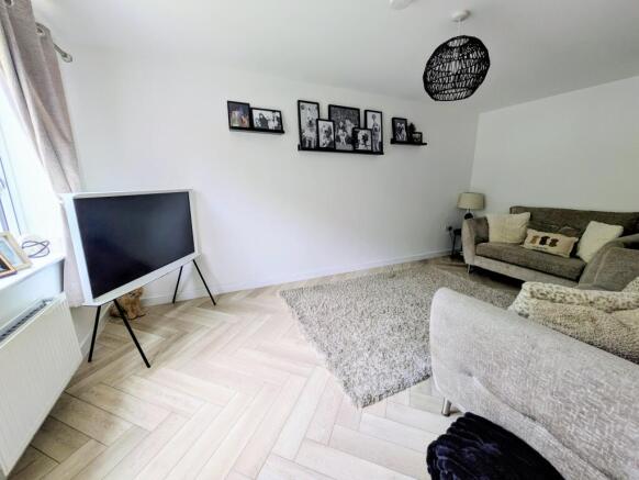3 bed Detached for sale Image 6