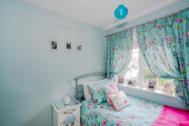 44, Badgers Way, Heath Hayes, Cannock, Staffordshi