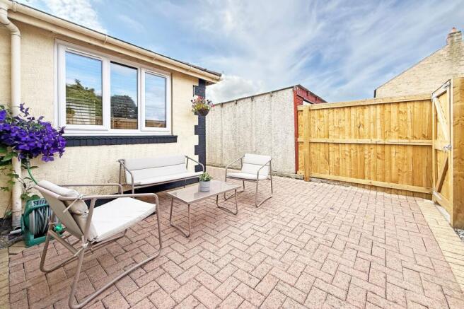 3 bed House for sale Image 12