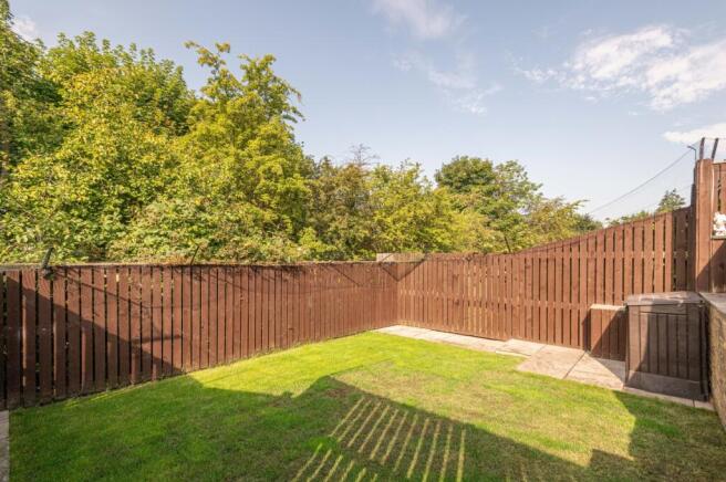22 - 19 Marsland Court BD19 4QQ