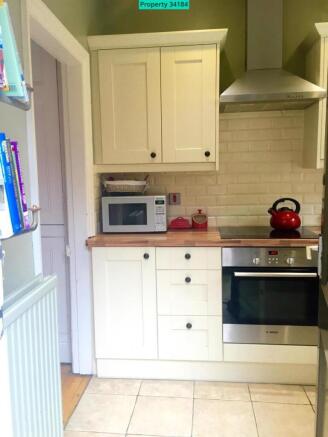 3 bed Terraced to rent Image 4