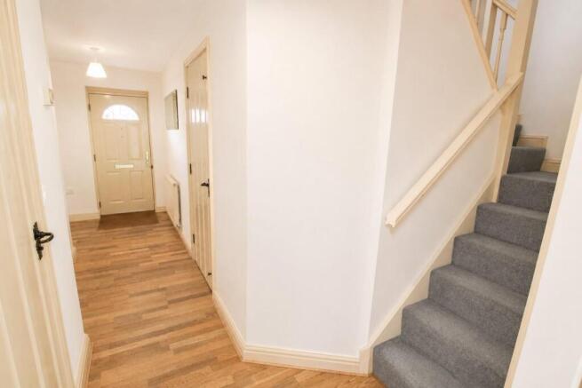 4 bed Town House for sale Image 7