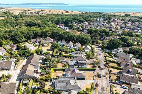 Newton Road, Barton on Sea, New Milton, Hampshire, BH25
