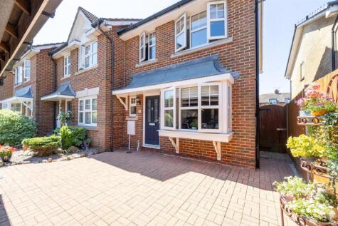 Wickets End, Shenley, Radlett
