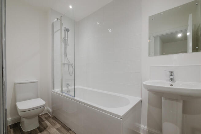 3 bed House to rent Image 9