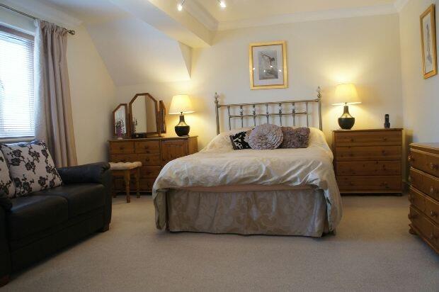BEDROOM 1 FRONT