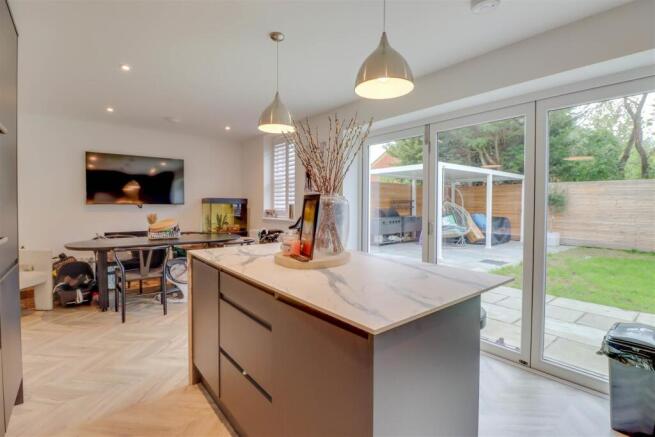 95a POUND LANE PHOTOS-15.jpg