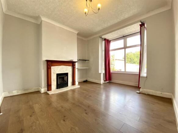Bramleys Estate Agents - Lawrence Road - Marsh (9)