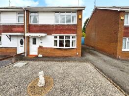 121, Acacia Crescent, Bedworth CV12 9BZ