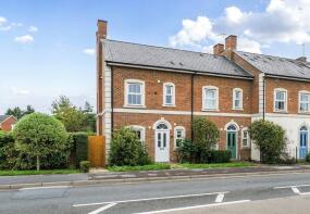 9, Portland Terrace, Hale Road, Farnham GU9 9QX