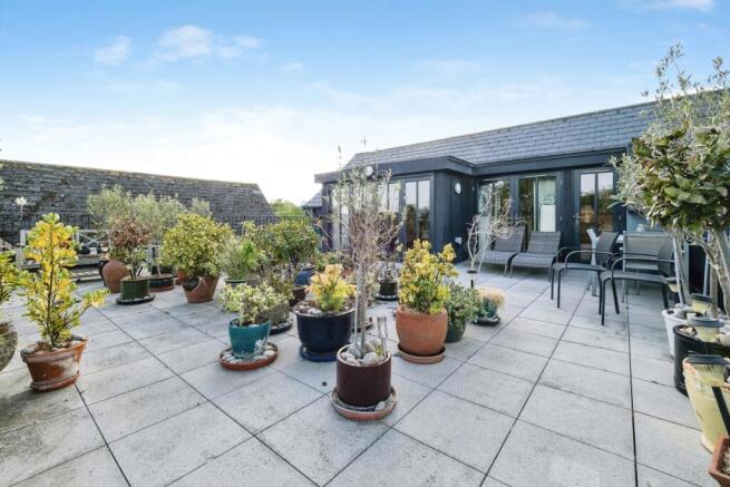 pbox-IMG.jpg