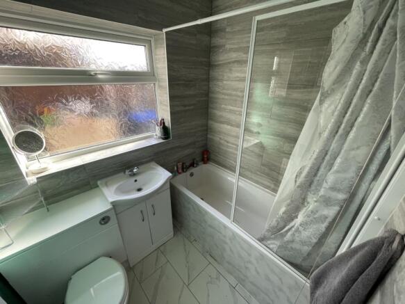 Family bathroom