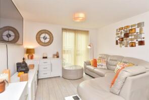 1, Dover House, Harriet Place, Shoreham-by-sea BN43 5PG