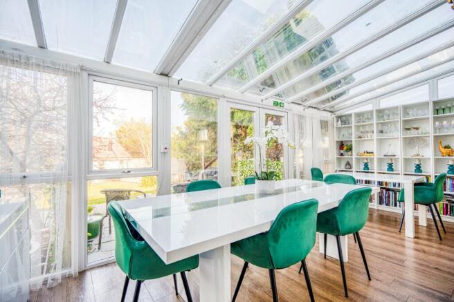 Dining/Family Room