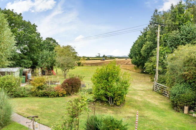Garden & View