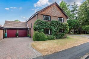 28, Denham Close, Winchester SO23 7BL