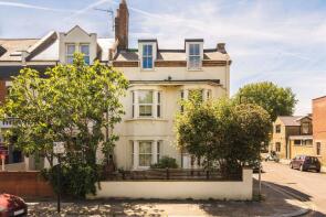 Flat 3, 46, Chiswick Lane, Chiswick, London W4 2JQ