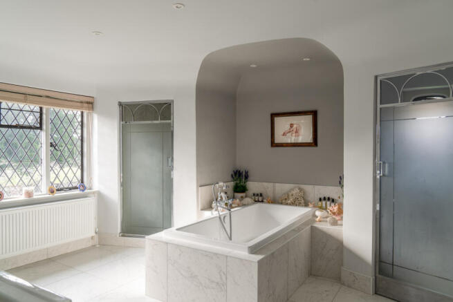 264545 - GuildenhurstManor_Edits_HighRes-2.jpg