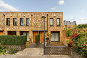 4, Eden Studios, Beaumont Road, Chiswick W4 5AP