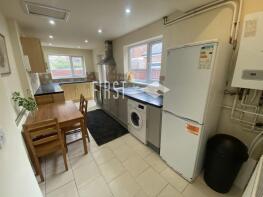 26, Beaconsfield Road, Leicester LE3 0FE