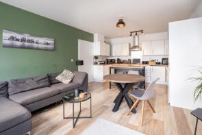 8, New Gothic Lodge, Old Devonshire Road, London SW12 9RE