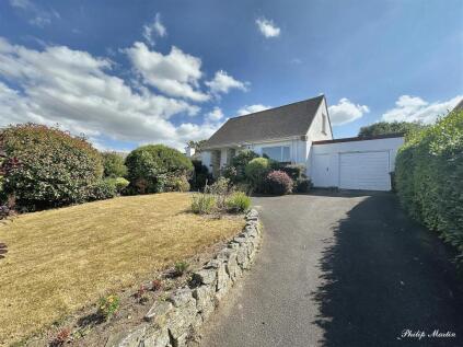 Northfield Drive, Truro