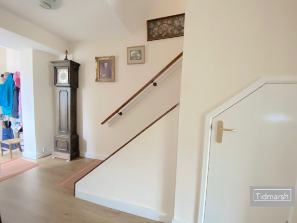 13 Blythe Gardens, Codsall, WV8 1BH photo 4
