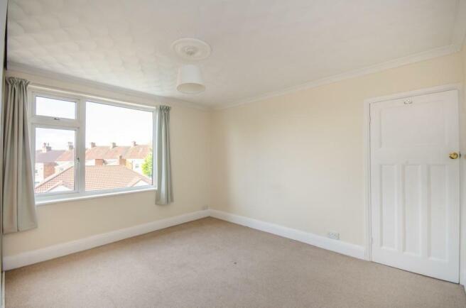 Bedroom 2 pic 2.jpg