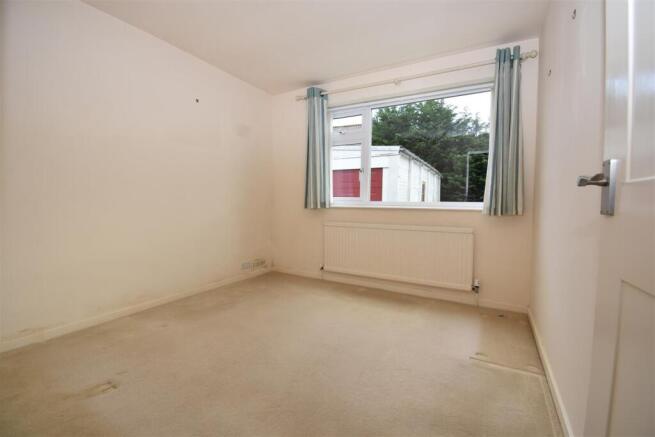 2 bed Detached Bungalow for sale Image 9