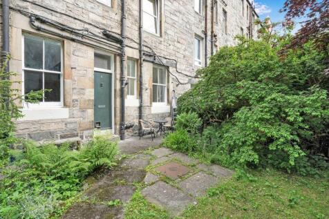34/2 Broughton Road, Broughton, Edinburgh, EH7 4ED