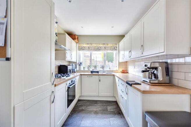 Kitchen_1.jpeg