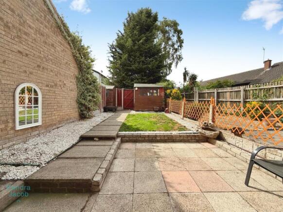2 bed Semi-Detached for sale Image 11