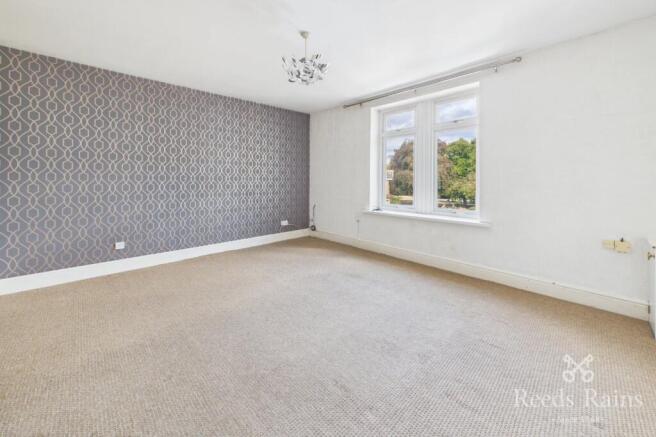 1 bed Apartment to rent Image 5