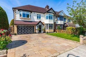 8, Westmoreland Avenue, Hornchurch RM11 2EE