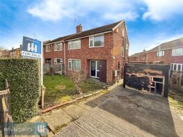 2, De Lacy Drive, Worsbrough, Barnsley S70 5PX