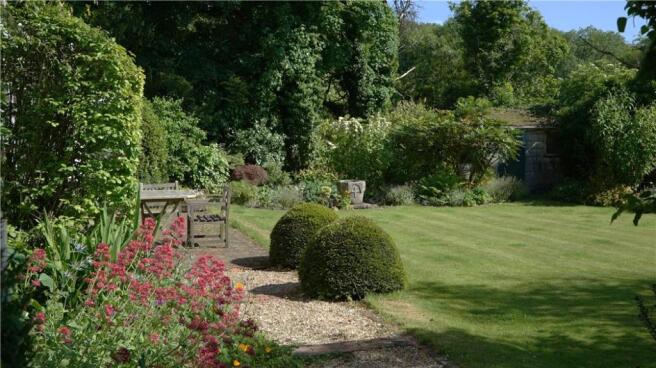 Pretty Gardens